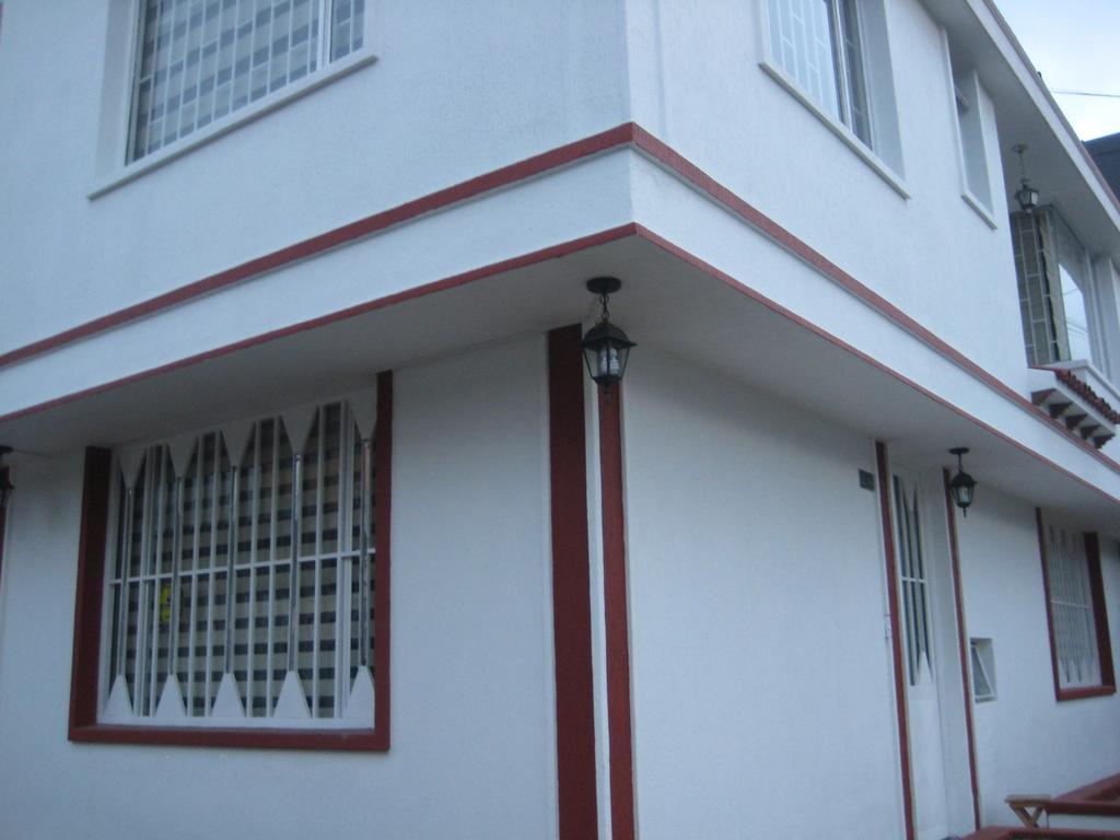 Hotel Casa Santa Marta Bogota Exterior photo